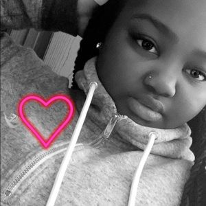 Meet your Posher, Audrena